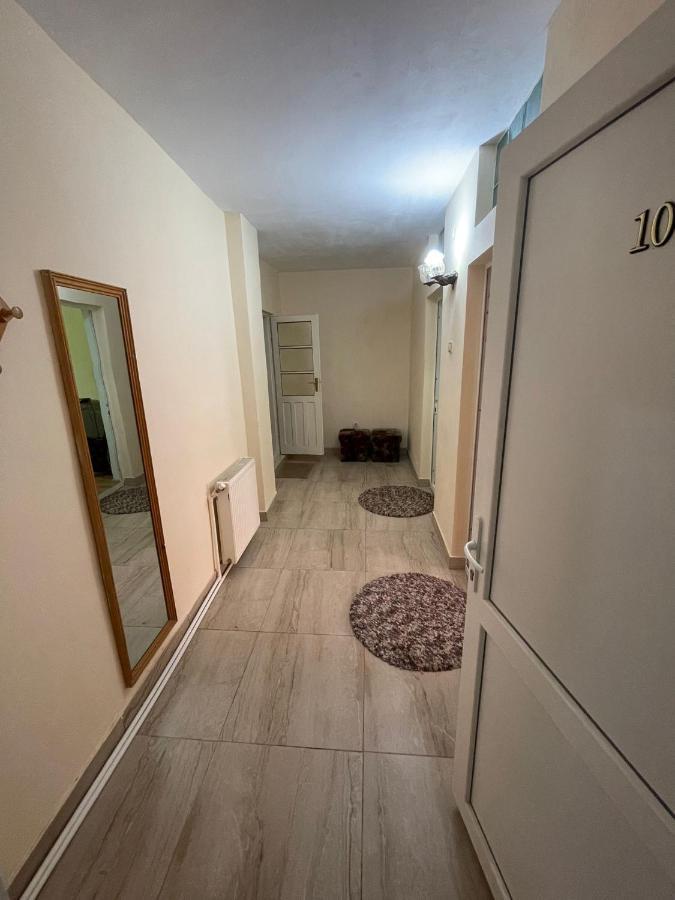 Motel Orion Obrejita Buitenkant foto