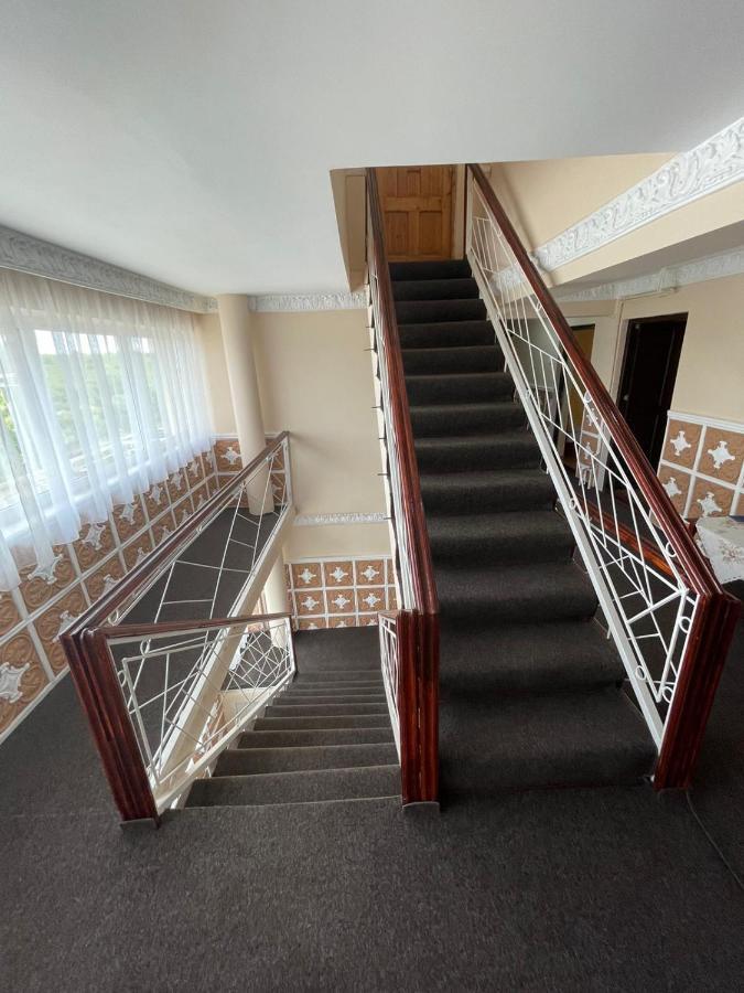 Motel Orion Obrejita Buitenkant foto