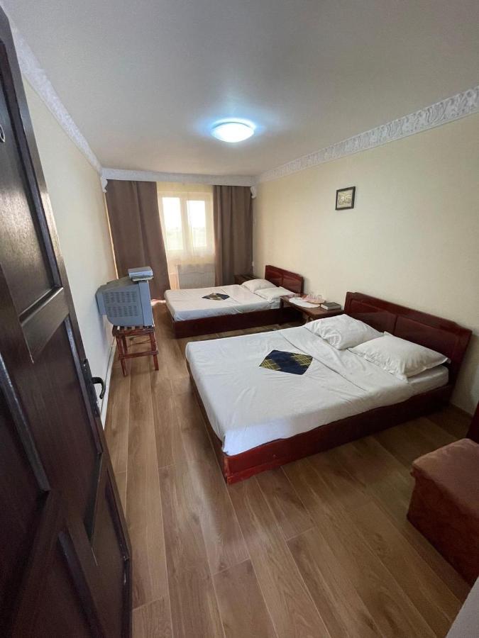 Motel Orion Obrejita Buitenkant foto